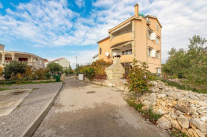 Отель Apartments Roje  Рогозница